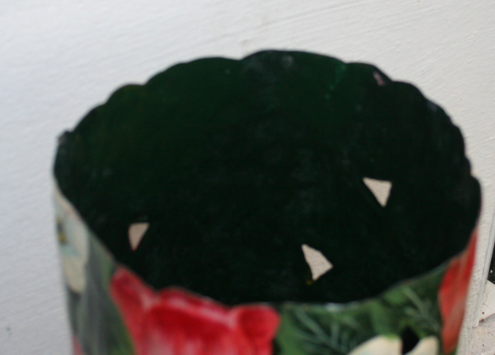 Pierced Metal Umbrella Stand