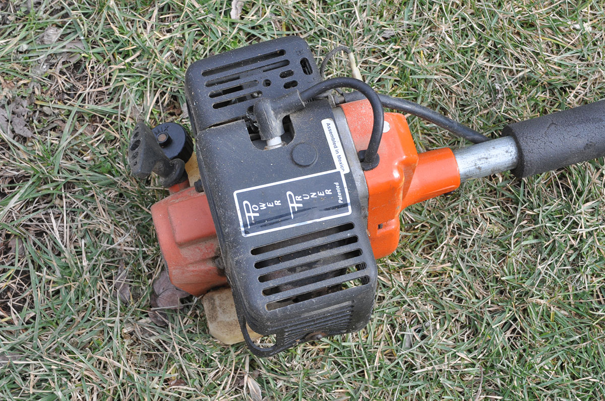 Power Pruner Telescoping Gas Powered Pole Saw