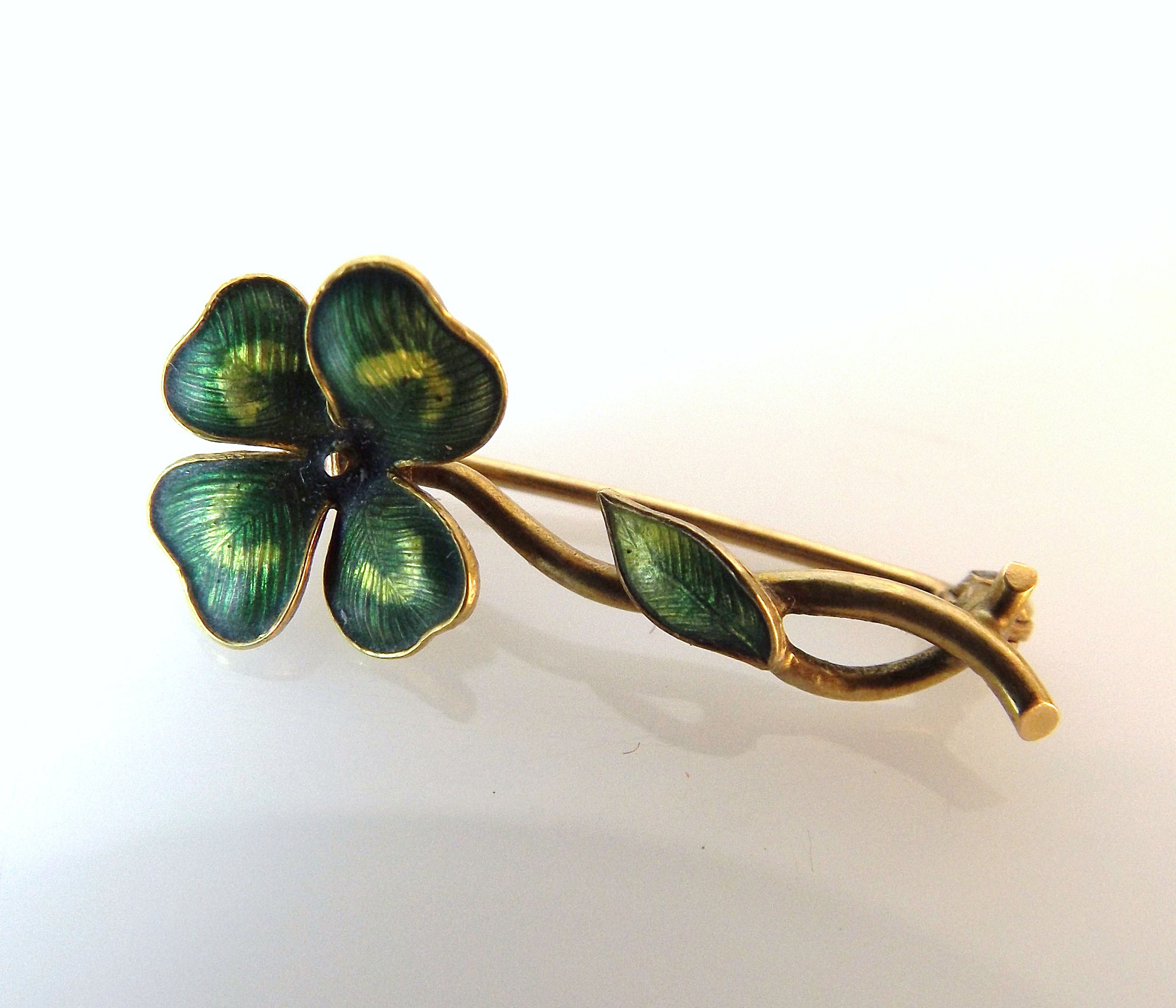 Art Nouveau 14k Yellow Gold and Enamel Four-Leaf Clover Brooch