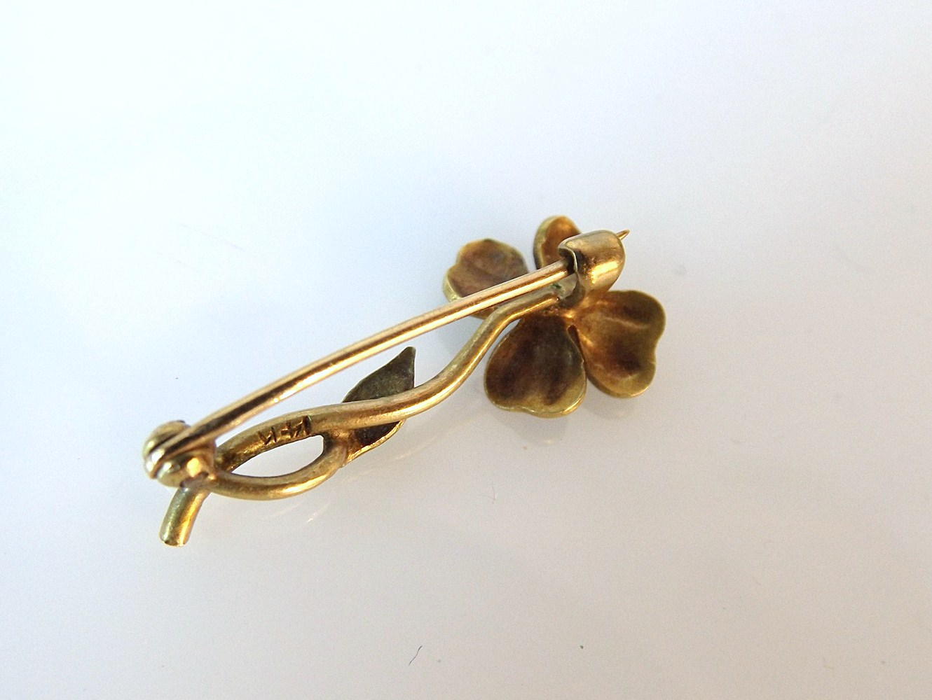 Art Nouveau 14k Yellow Gold and Enamel Four-Leaf Clover Brooch