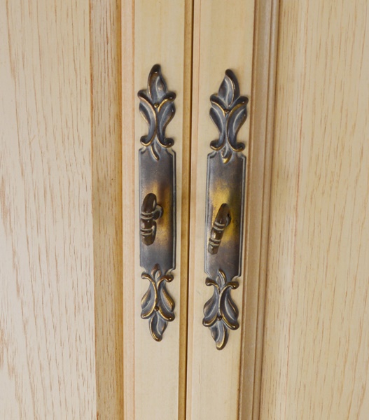 Thomasville Impressions French Vanilla Cream Armoire