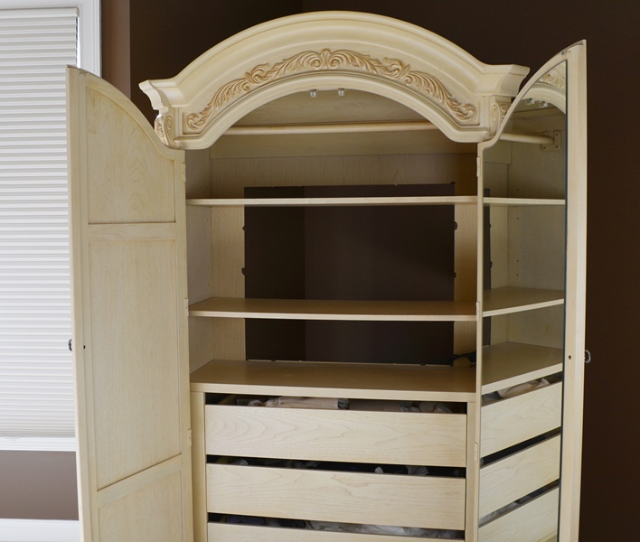 Thomasville Impressions French Vanilla Cream Armoire