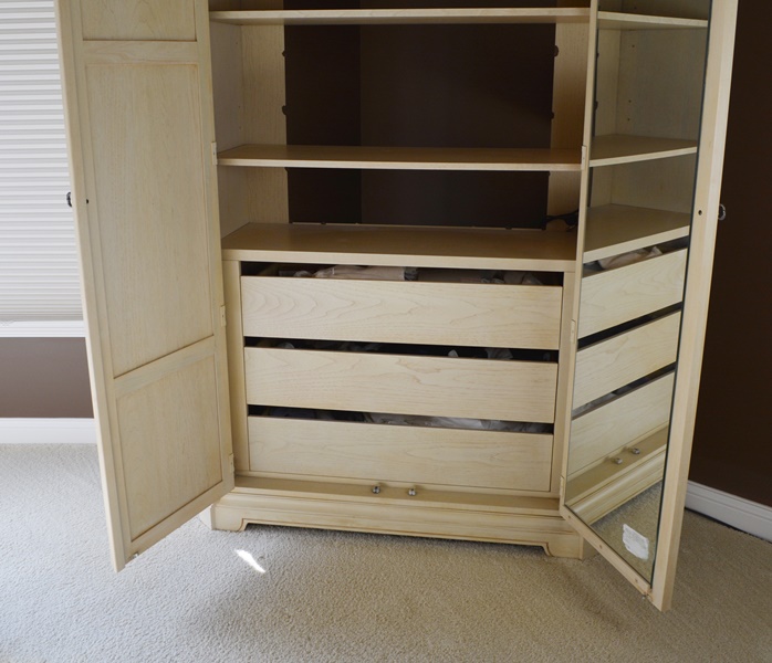 Thomasville Impressions French Vanilla Cream Armoire