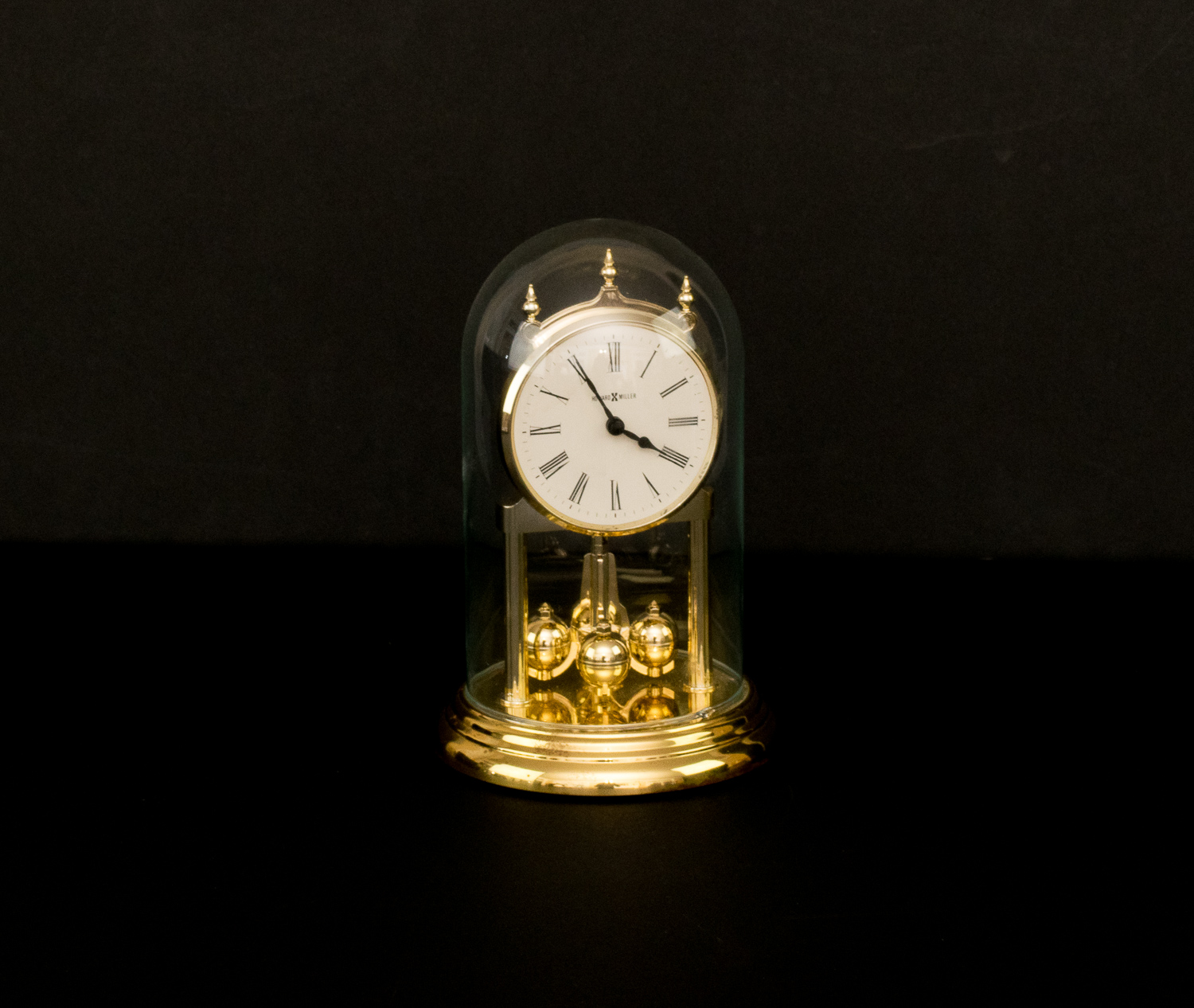 Howard Miller Anniversary Clock