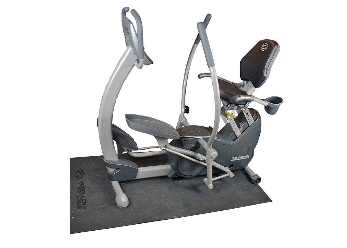 Octane Fitness xR4c Recumbent Elliptical Machine