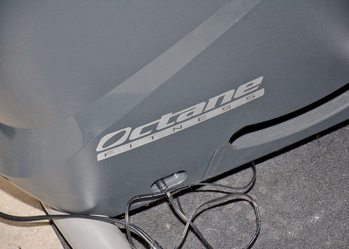 Octane Fitness xR4c Recumbent Elliptical Machine