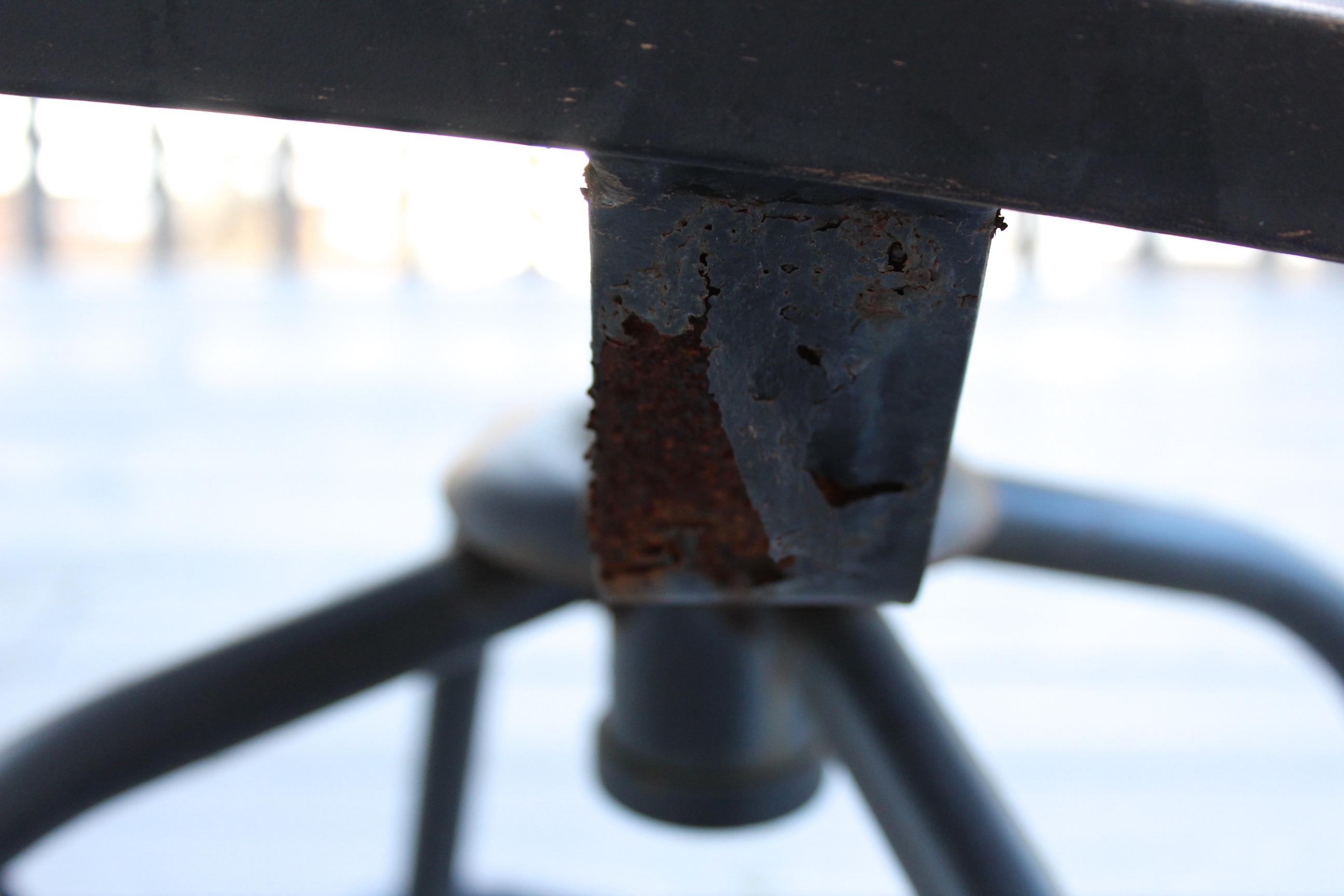 Summer Winds Patio Table and Chairs