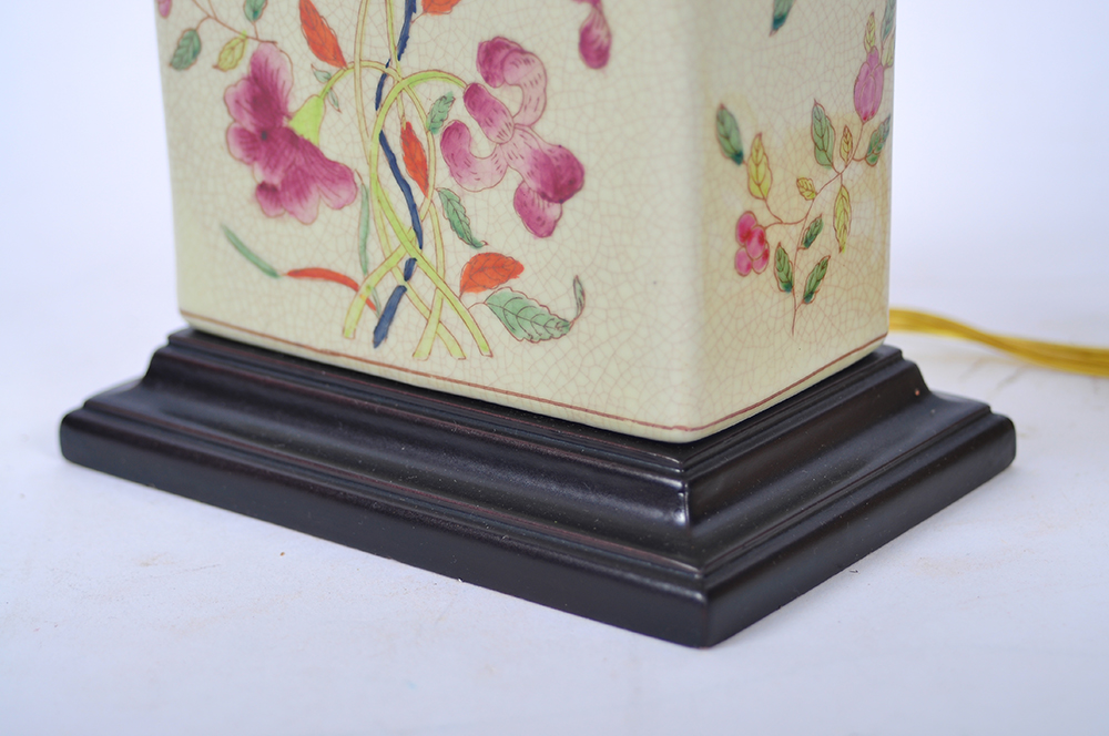 Ceramic Tea Caddy Lamp