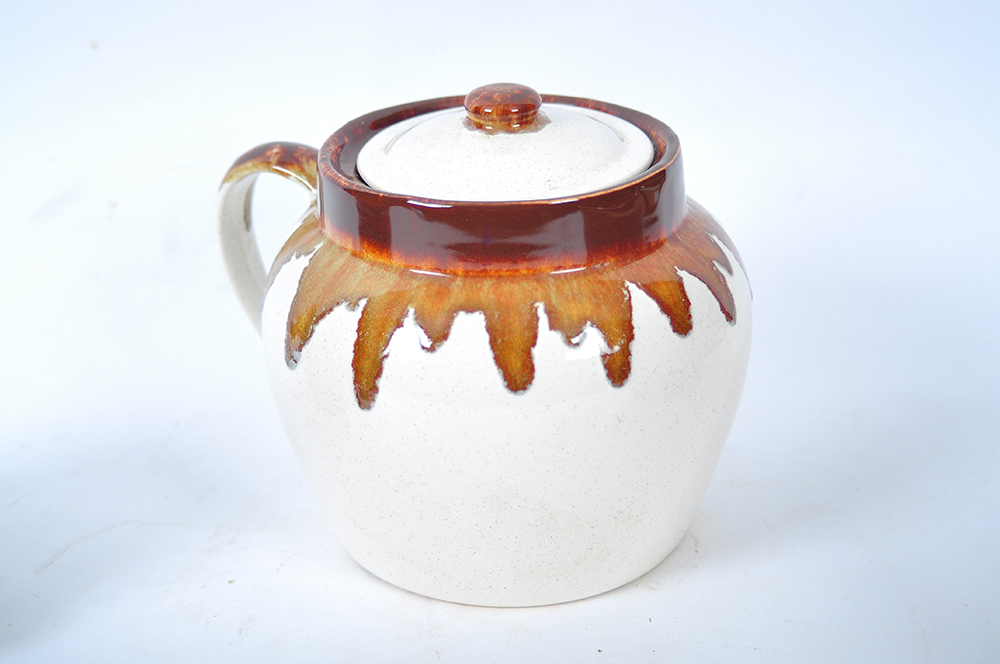 Set of Serving Dishes