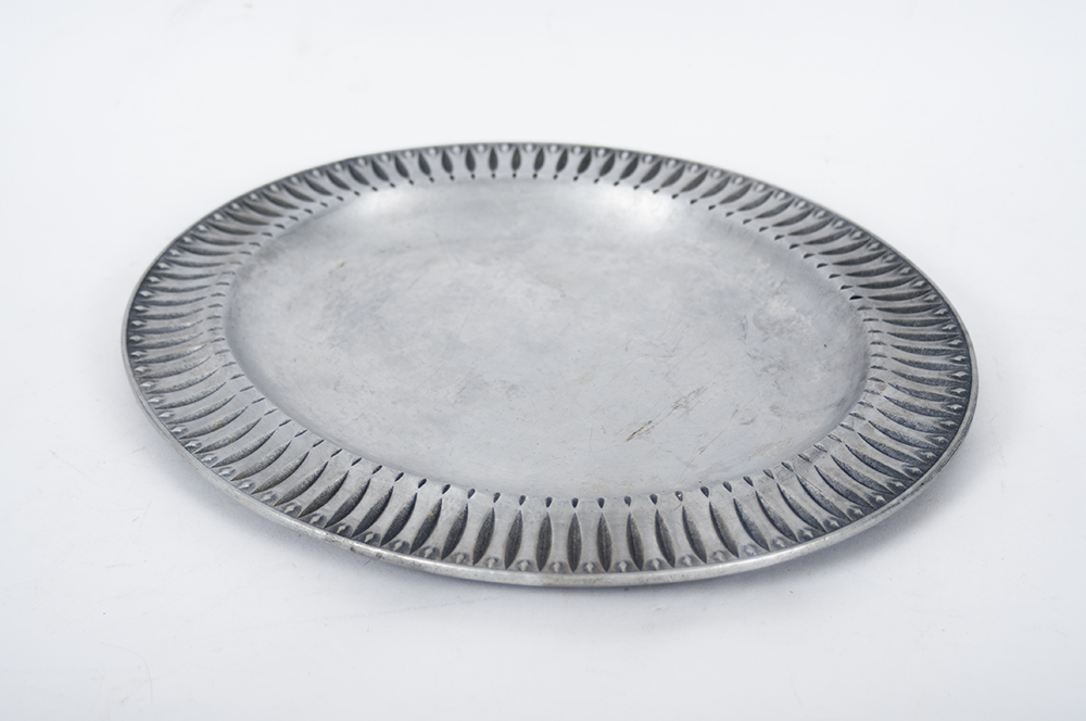 Wilton Cast Metal Serving Pieces