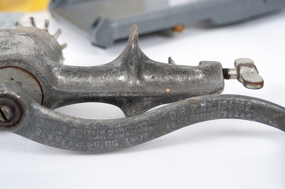 Collection of Manual Kitchen Gadgets