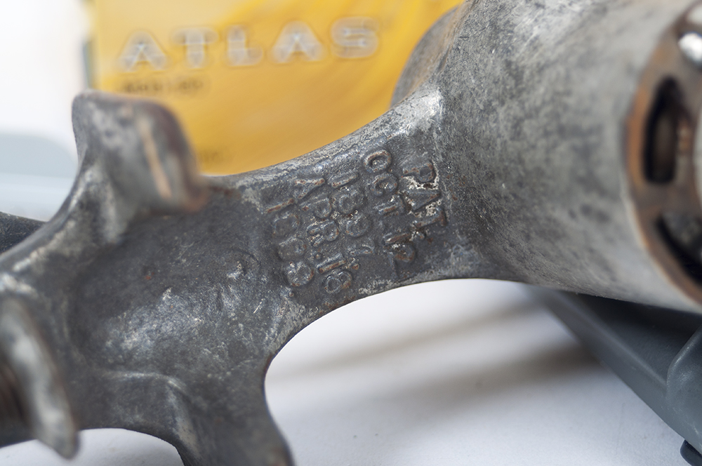 Collection of Manual Kitchen Gadgets