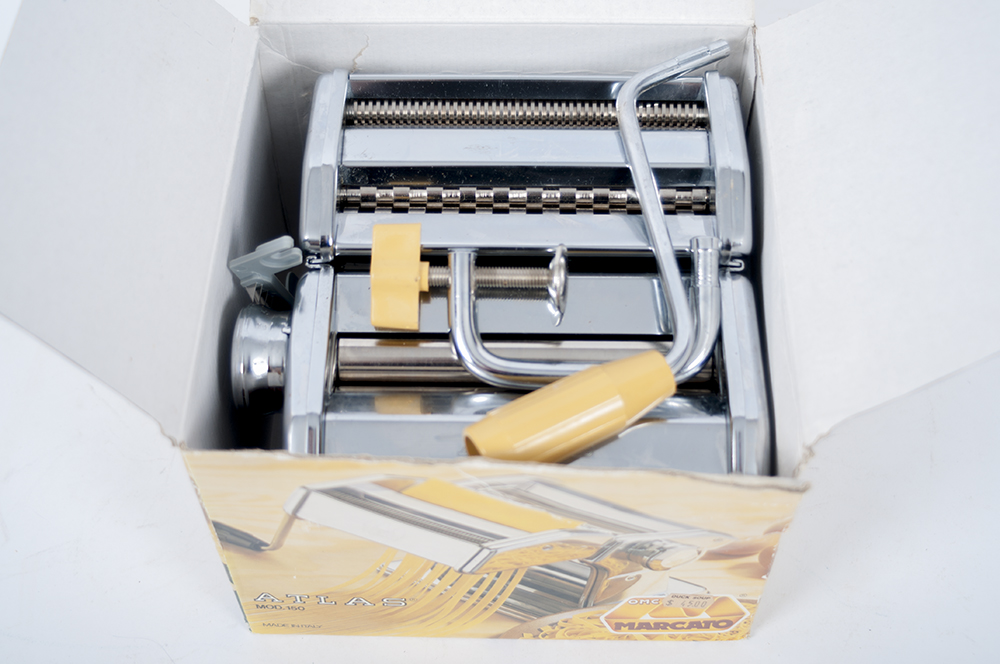 Collection of Manual Kitchen Gadgets