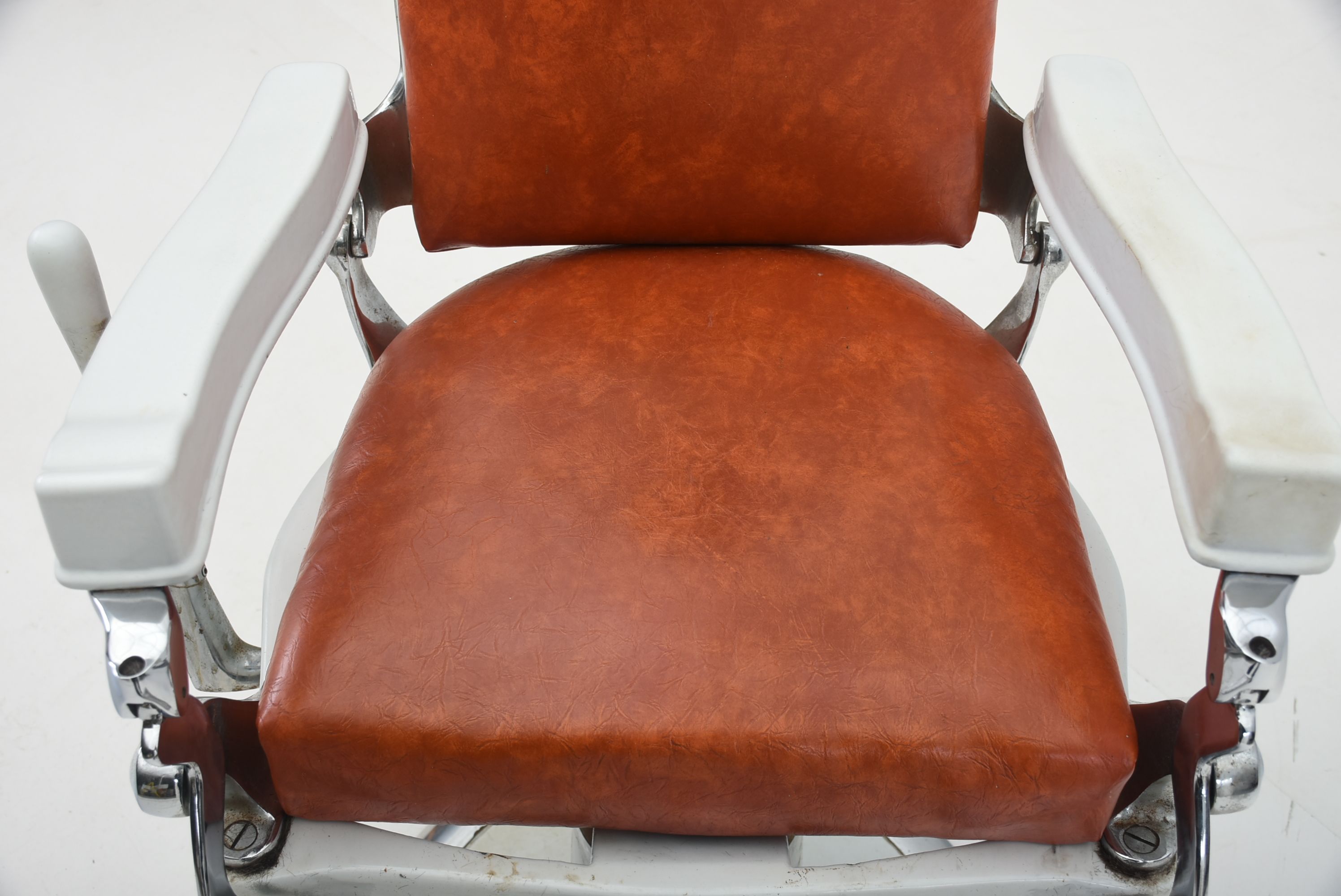 Early 20th Century Belmont Hercules Barber Chair