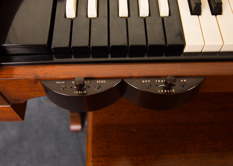 Hammond Organ and Leslie Speaker