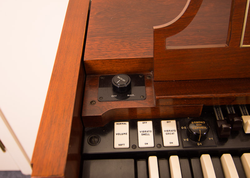 Hammond Organ and Leslie Speaker