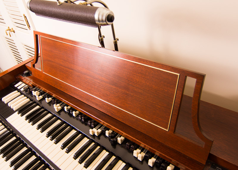 Hammond Organ and Leslie Speaker