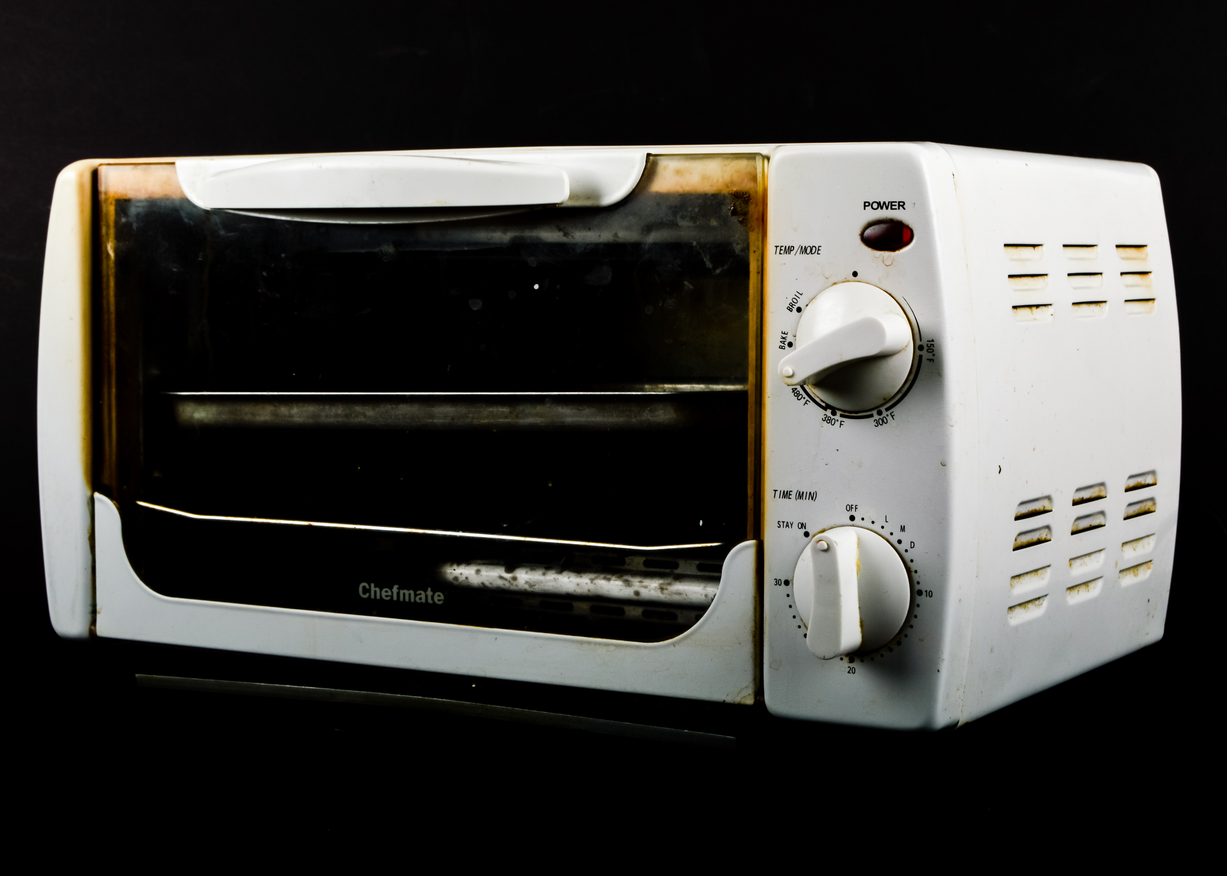 Chefmate Toaster Oven and Paper Towel Holder