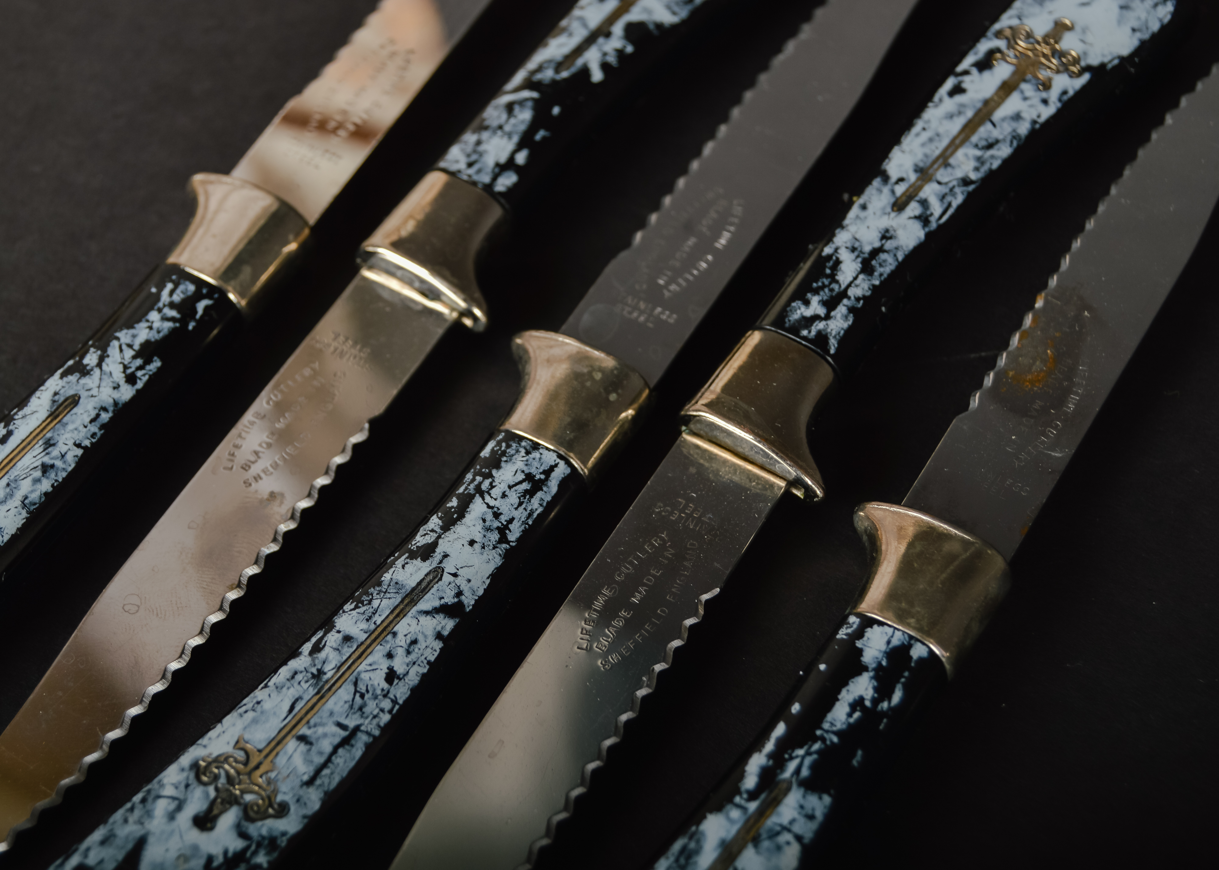 Set of Vintage Lifetime Cutlery Knives