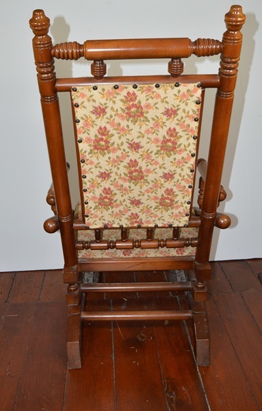 Victorian Style Platform Rocking Chair