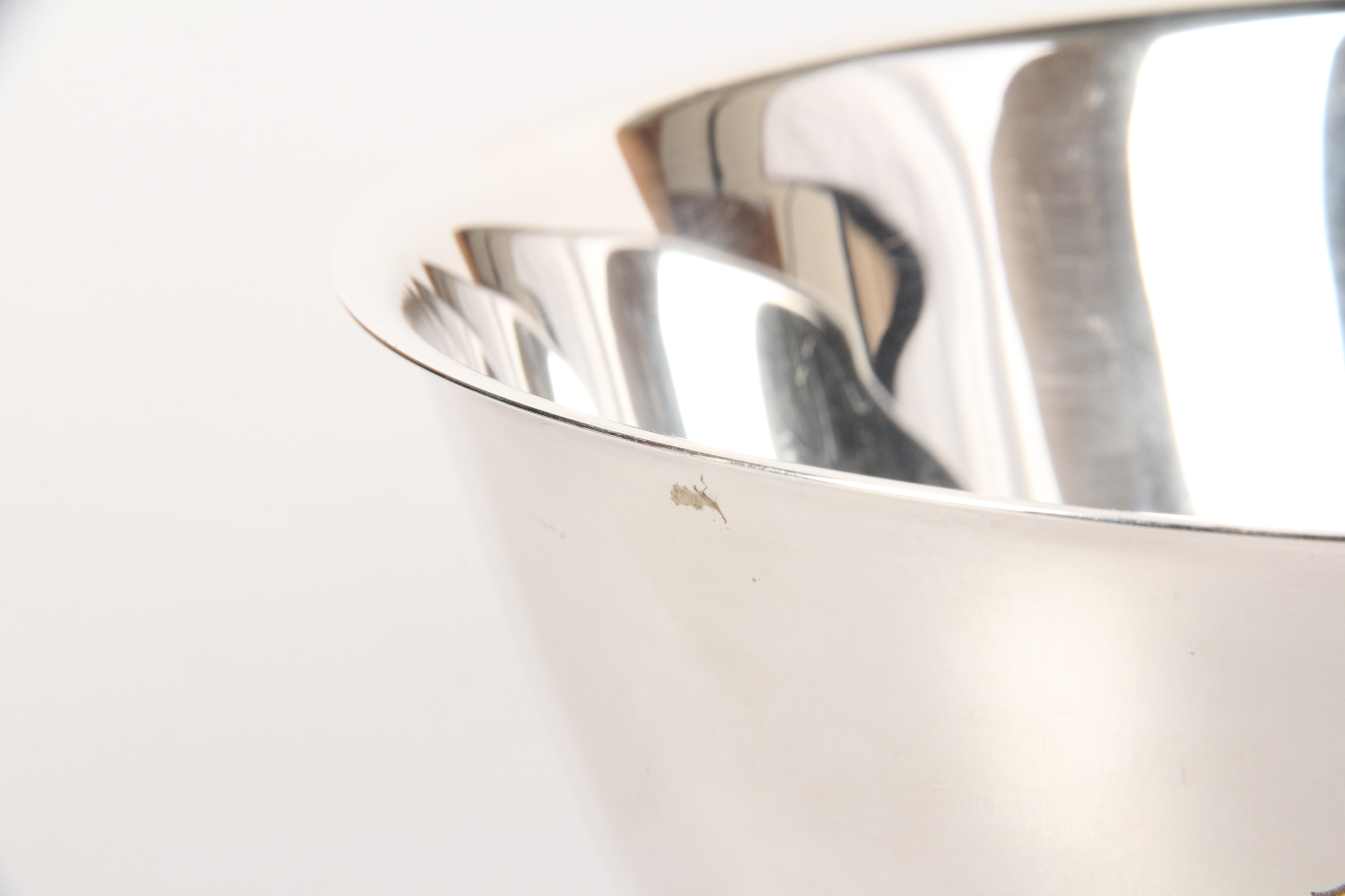 Oneida Silversmiths Paul Revere Reproduction Silver Plated Bowl