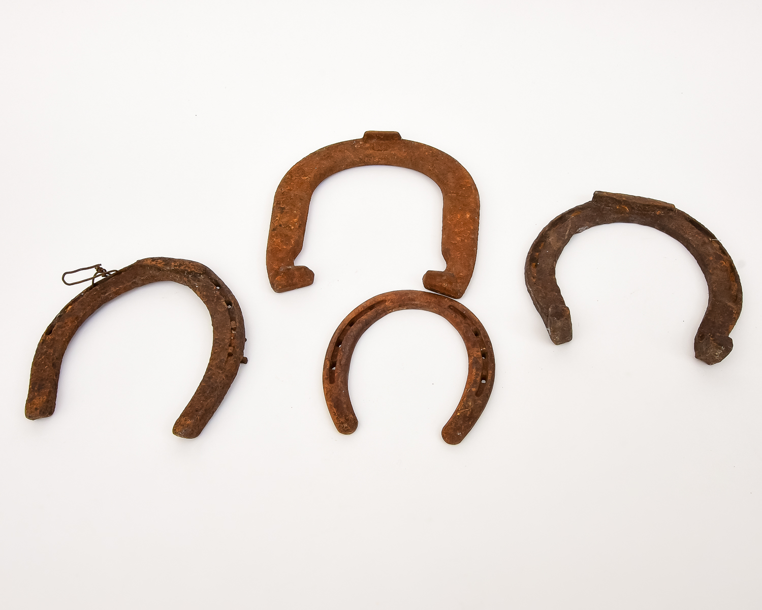 Four Horseshoes