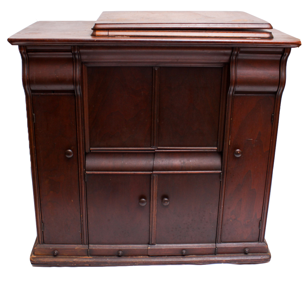 Vintage 1925 Singer Treadle Sewing Machine and Cabinet