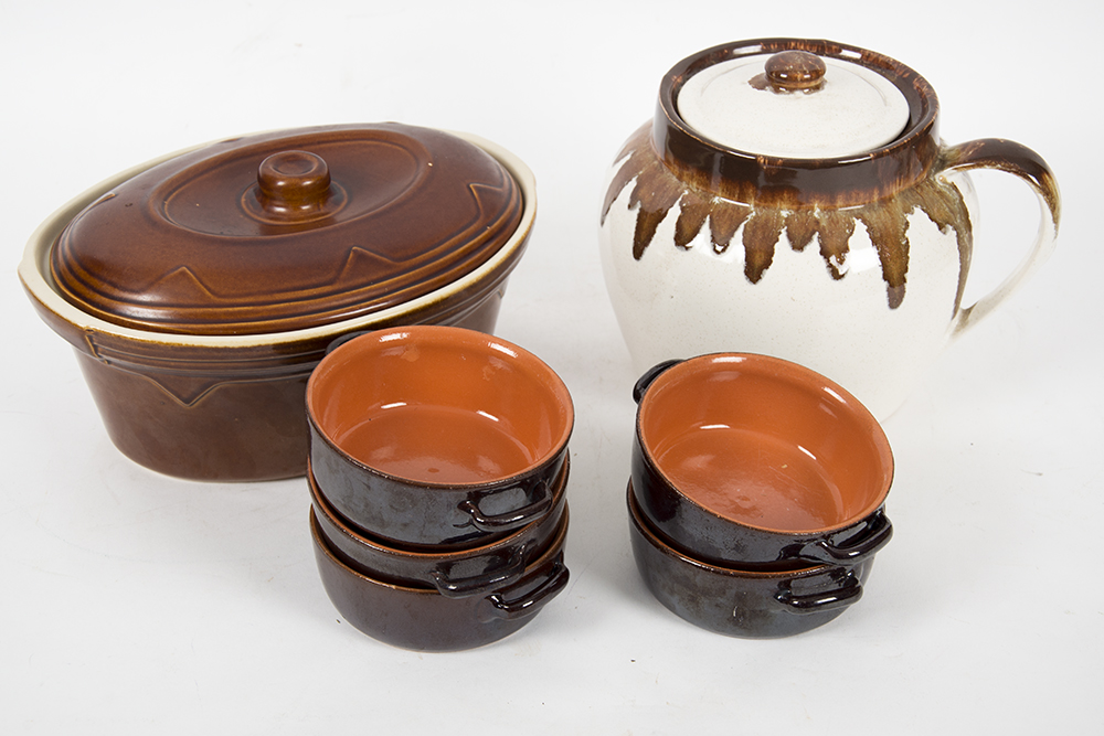 Set of Serving Dishes