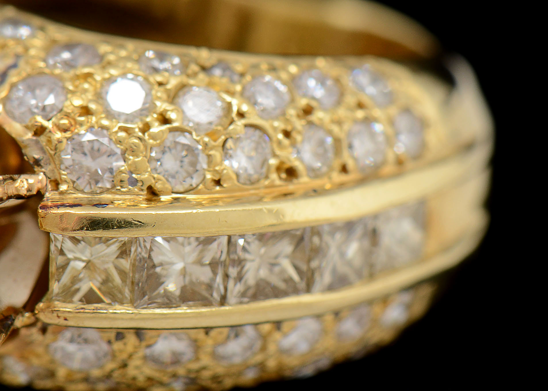 18K Yellow Gold Diamond Ring