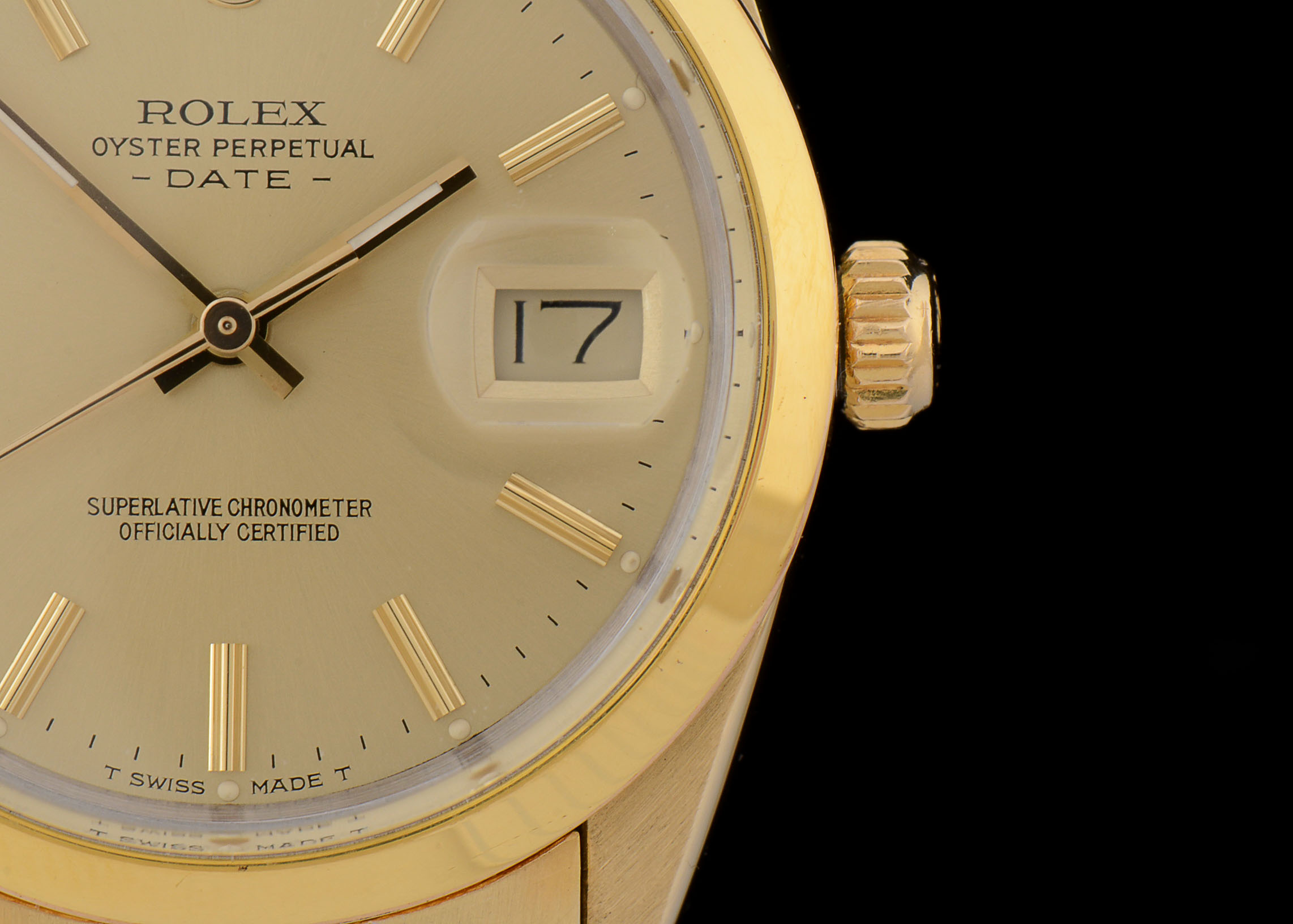 Rolex Date Gold Shell/Plated Steel 15505 Champagne Index Auto
