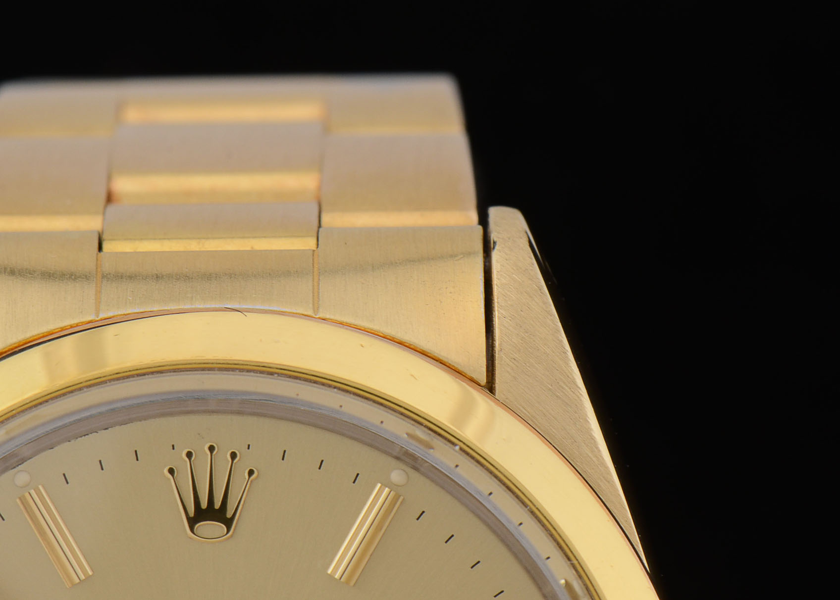 Rolex Date Gold Shell/Plated Steel 15505 Champagne Index Auto