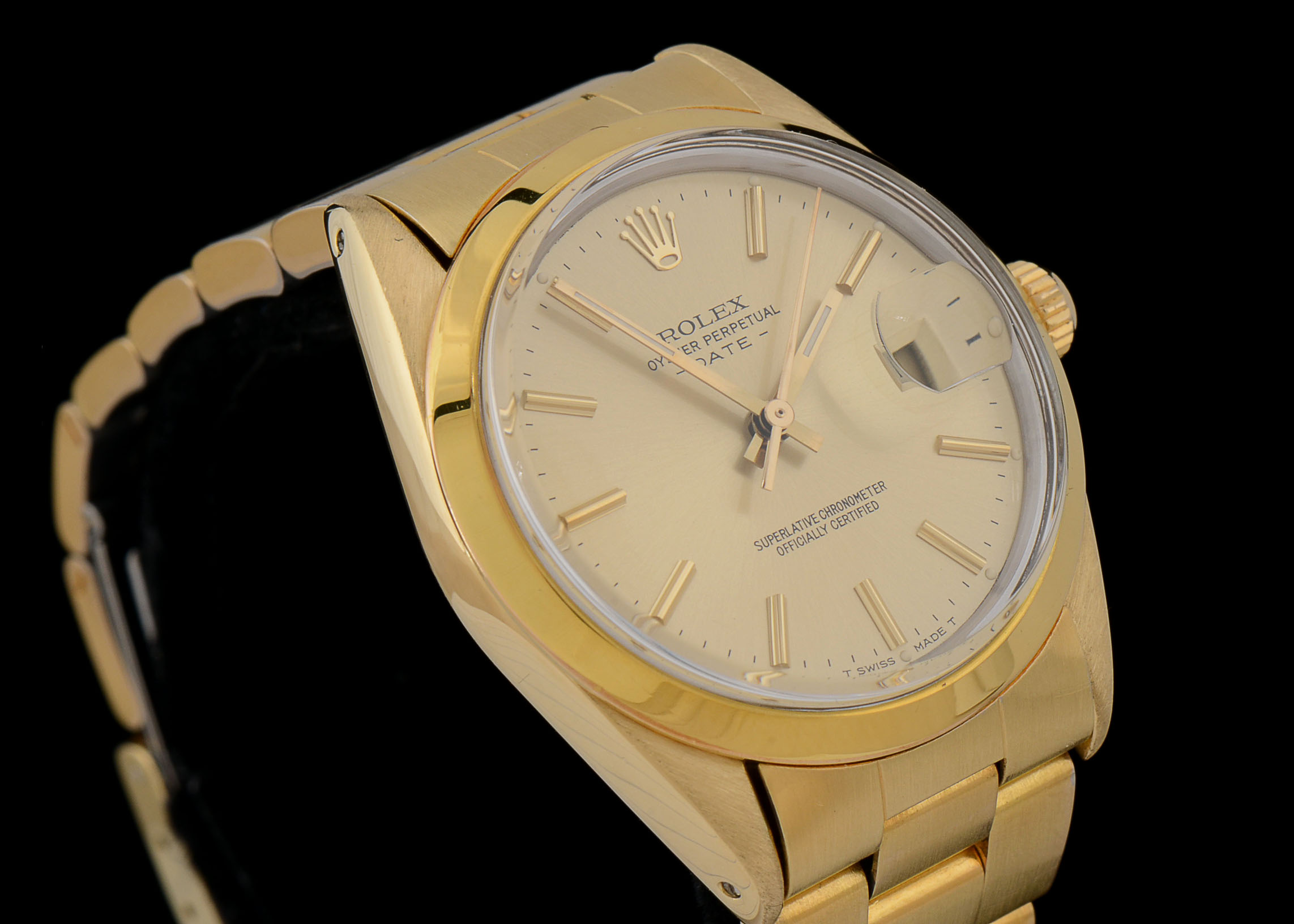Rolex Date Gold Shell/Plated Steel 15505 Champagne Index Auto