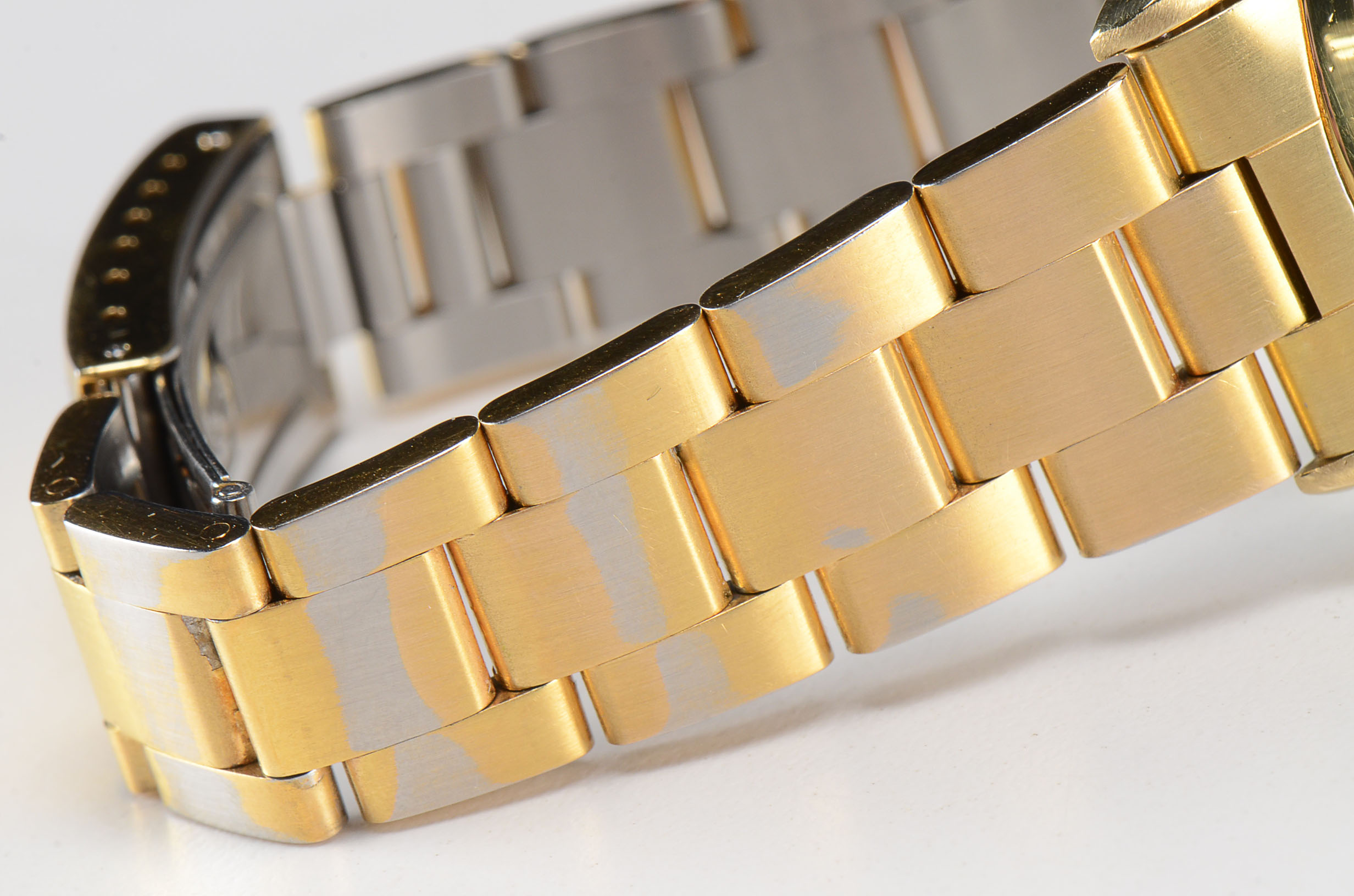 Rolex Date Gold Shell/Plated Steel 15505 Champagne Index Auto