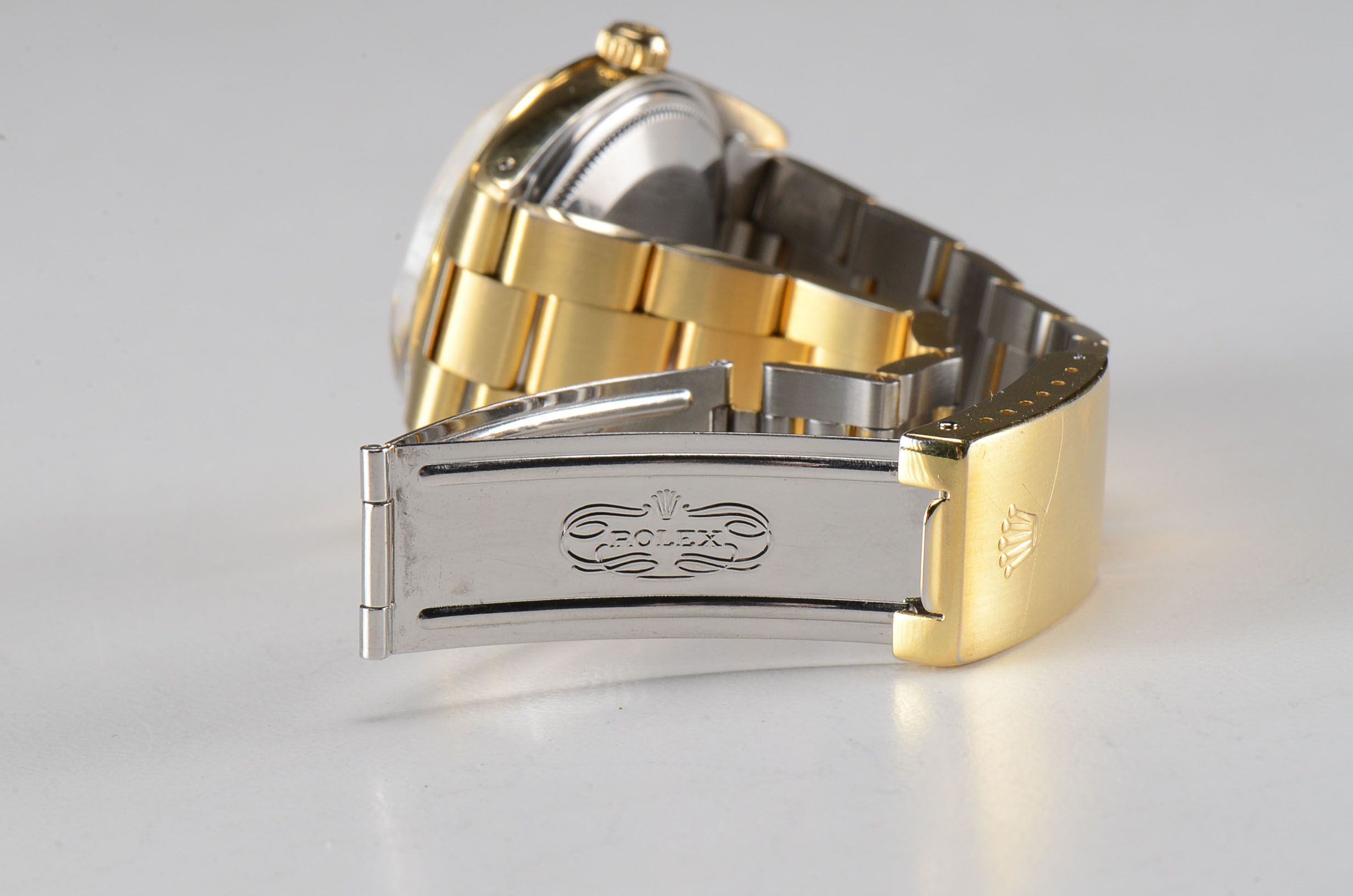 Rolex Date Gold Shell/Plated Steel 15505 Champagne Index Auto