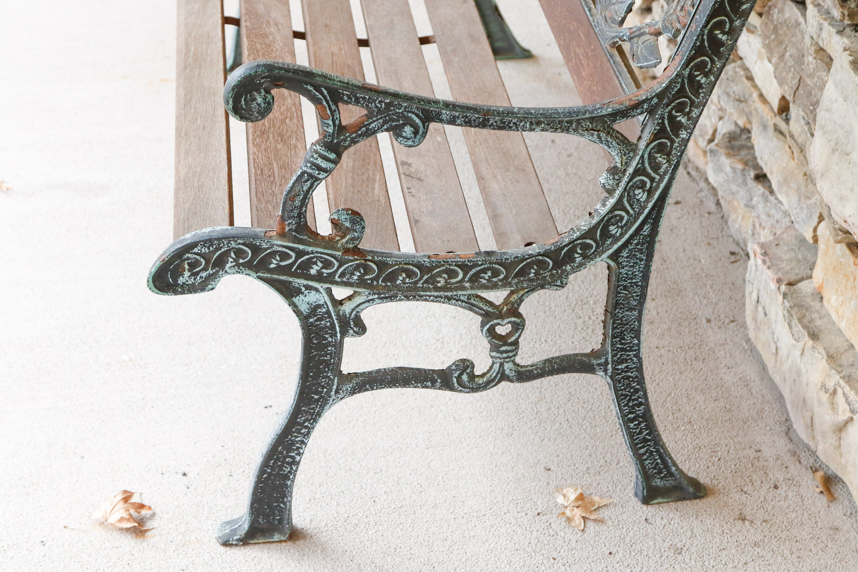 Berkeley Forge & Foundry Garden Bench