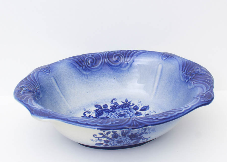 Empress Blue and White Pitcher and Wash Basin