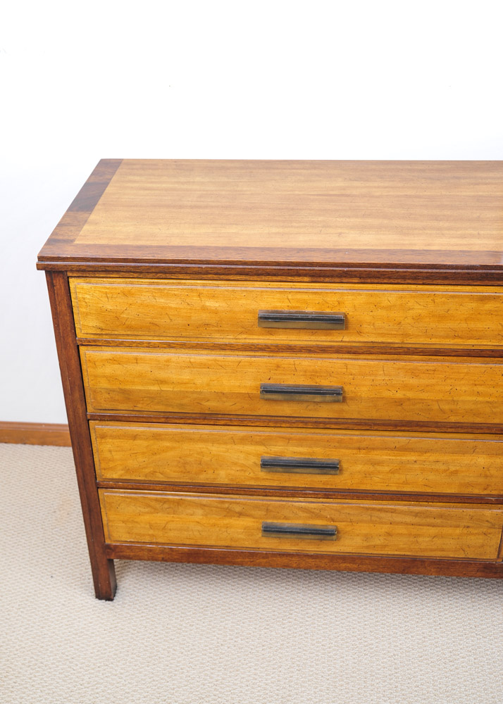 Modern Style Chest of Drawers by Davis Furniture