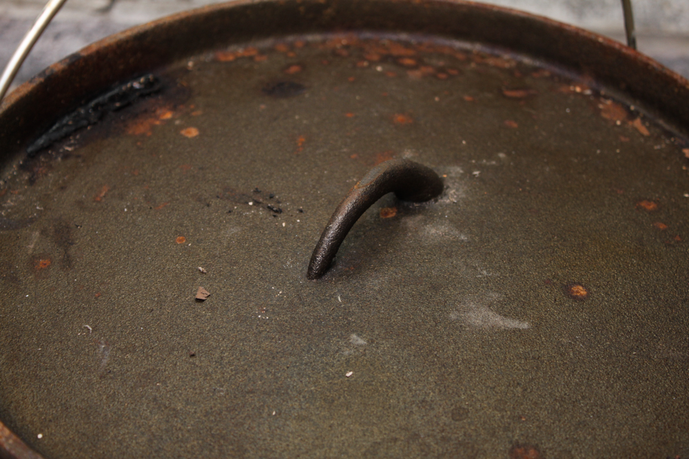 Cast Iron Soup Kettle