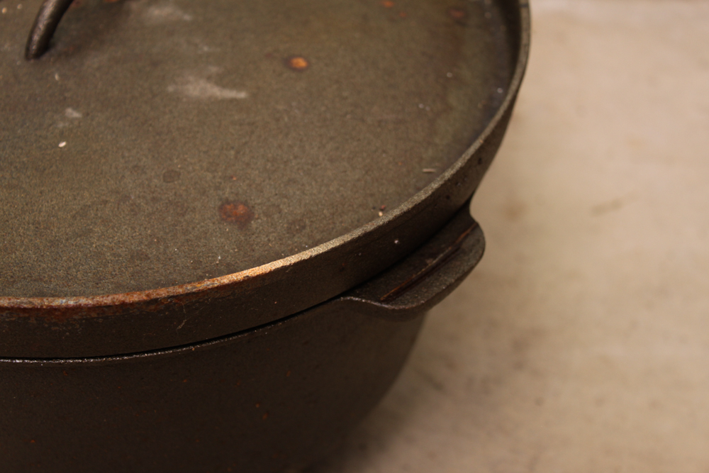 Cast Iron Soup Kettle