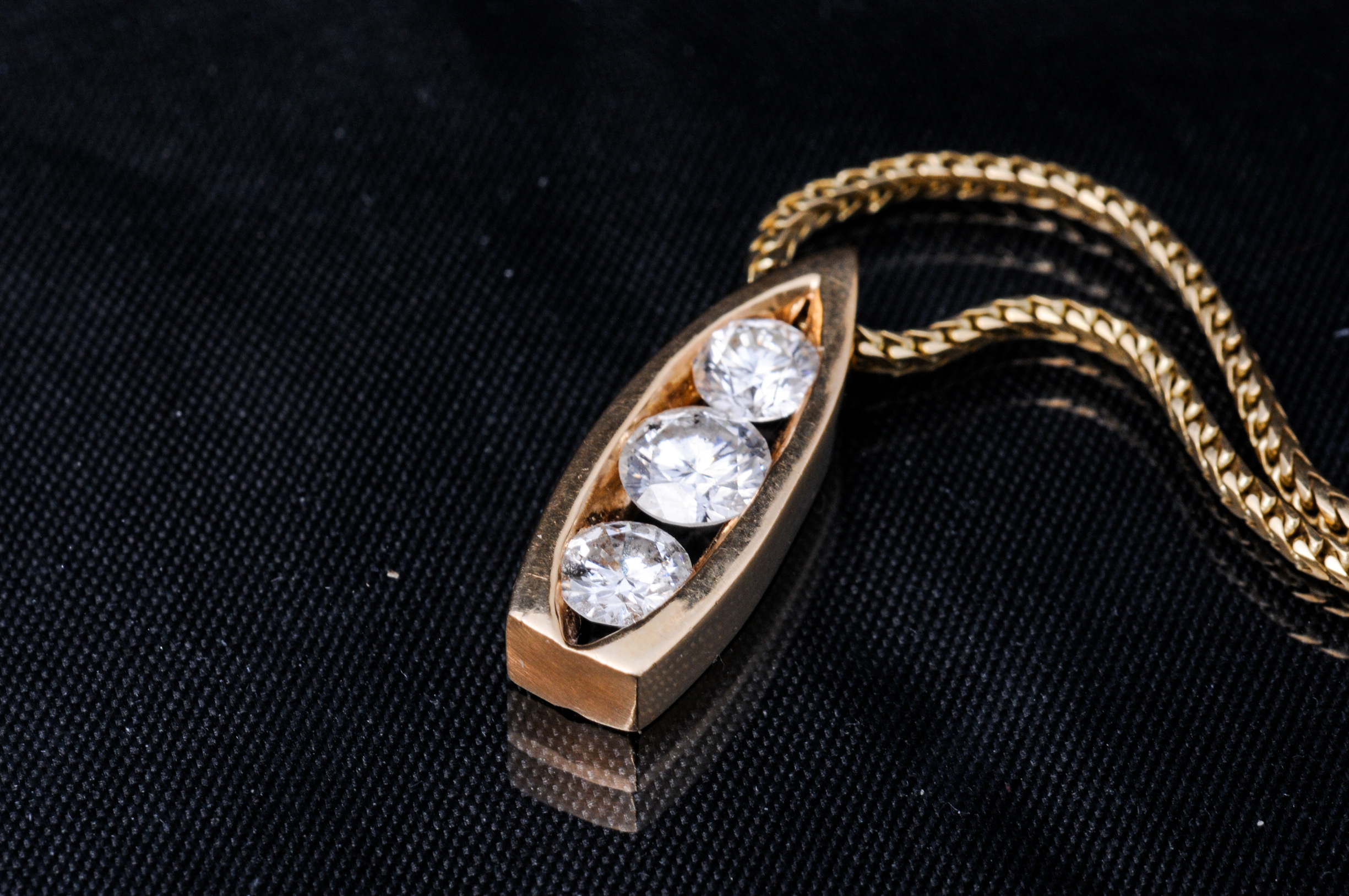 Contemporary 14K Gold Necklace and Diamond Pendant