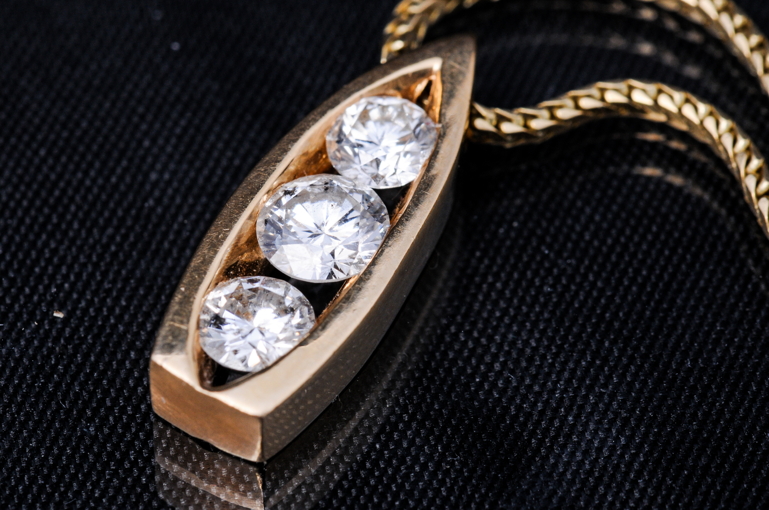 Contemporary 14K Gold Necklace and Diamond Pendant