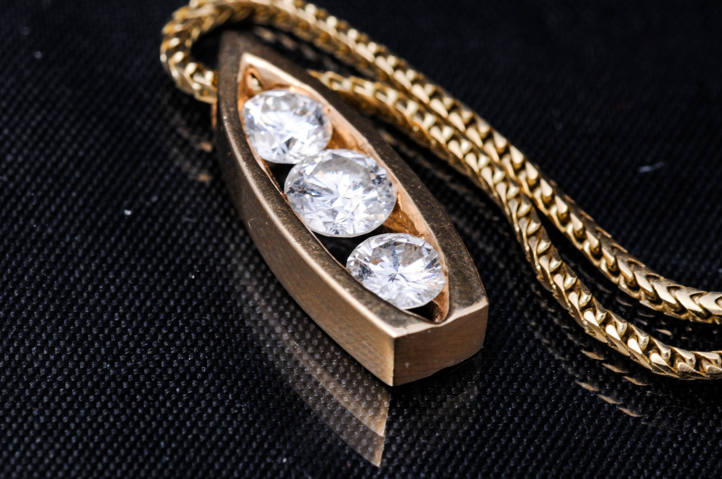 Contemporary 14K Gold Necklace and Diamond Pendant