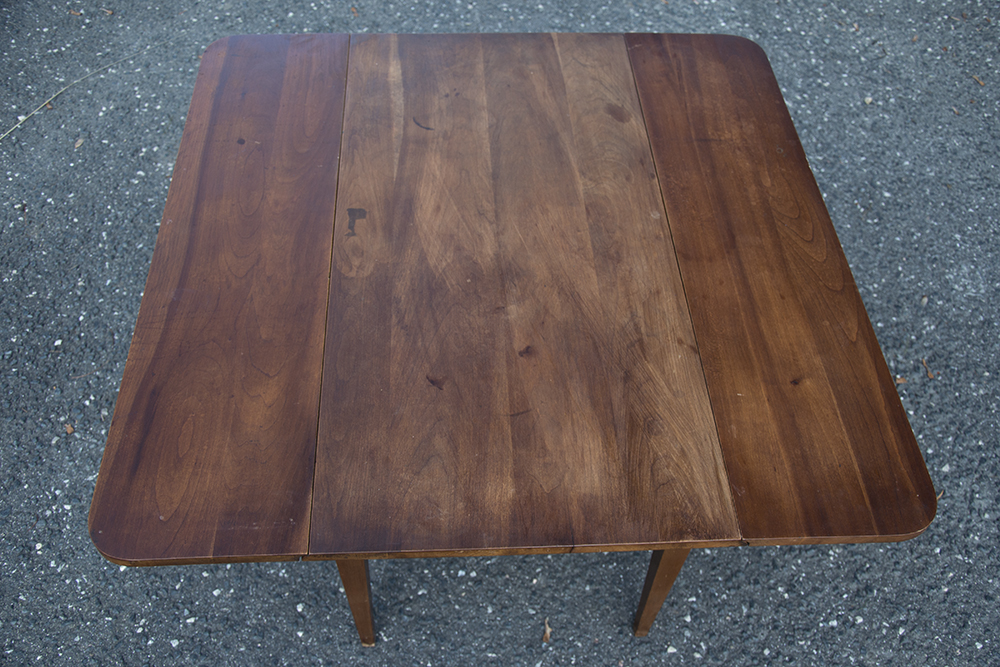 Hepplewhite Style Drop Leaf Coffee Table