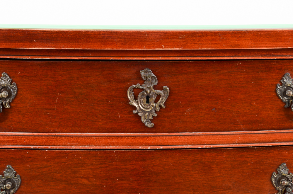 Red Mahogany Georgian Style Chest-on-Chest