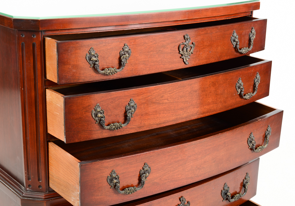 Red Mahogany Georgian Style Chest-on-Chest