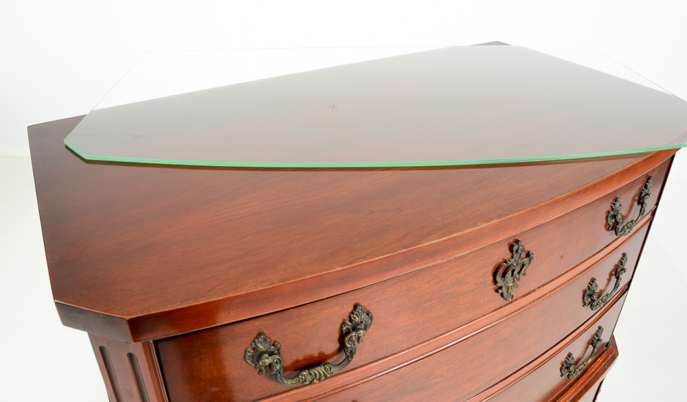 Red Mahogany Georgian Style Chest-on-Chest