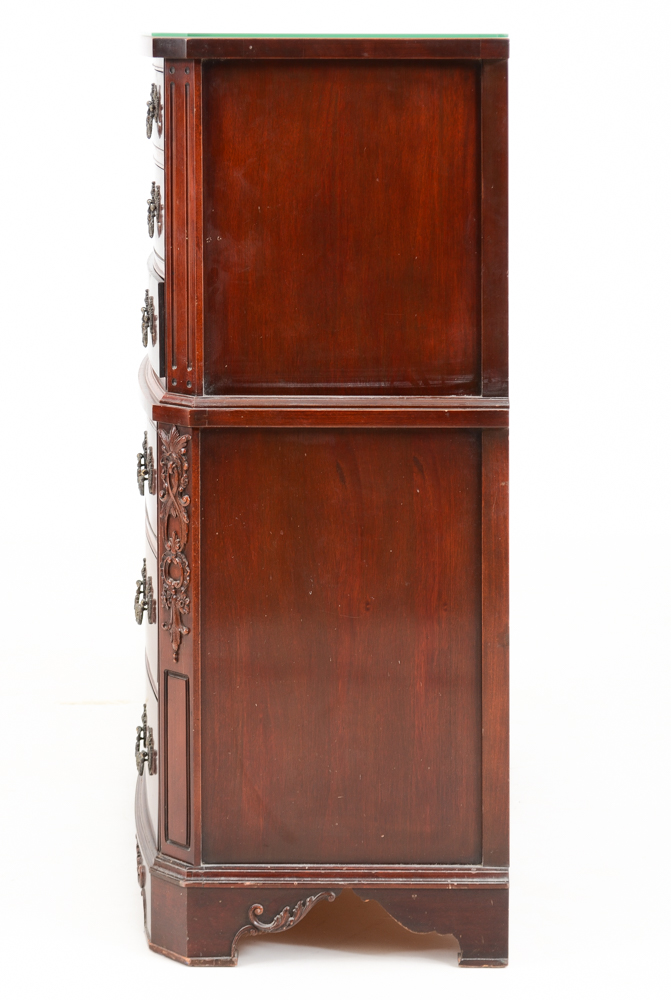 Red Mahogany Georgian Style Chest-on-Chest