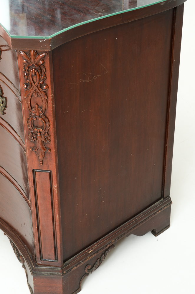 Red Mahogany Georgian Style Dresser with Mirror