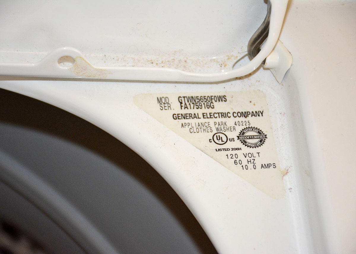 2013 GE HydroWave Washing Machine