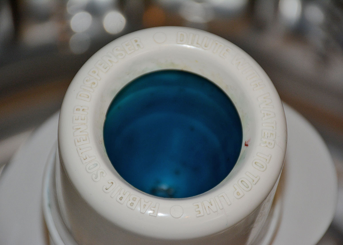 2013 GE HydroWave Washing Machine